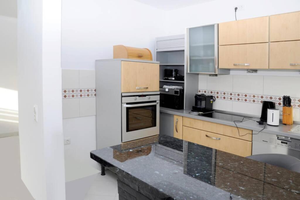 Traumhafte Kurstadt Apartment Moderne 2Zkb Balkon Pkw Stellplatz Bad Nauheim Exterior foto