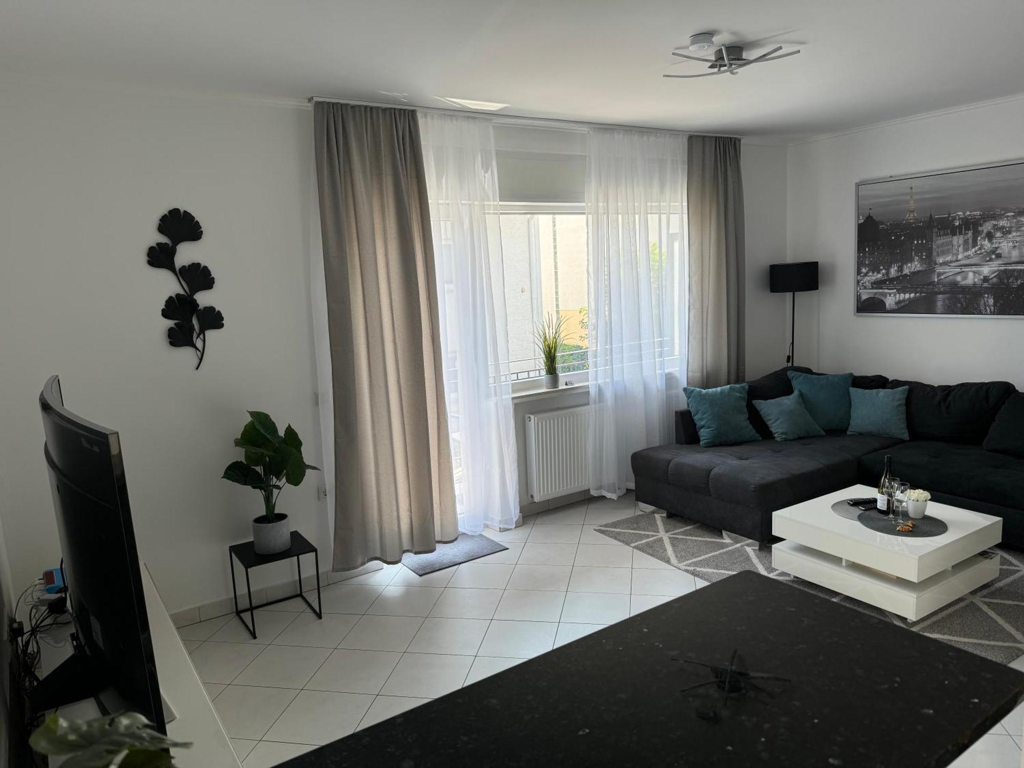 Traumhafte Kurstadt Apartment Moderne 2Zkb Balkon Pkw Stellplatz Bad Nauheim Exterior foto